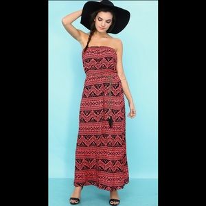 SUMMER 🌴 Pink and Black Geometric Strapless Dress